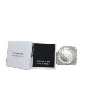 FLOWERBOMB VIKTOR & ROLF Flower Shape Travel Compact Purse Mirror Pouch Box NEW